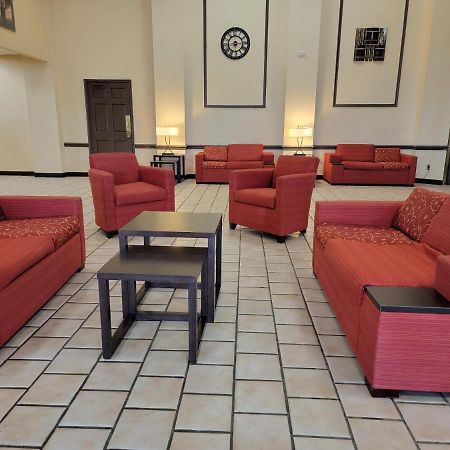Rest Inn - Extended Stay, I-40 Airport, Wedding & Event Center 애머릴로 외부 사진