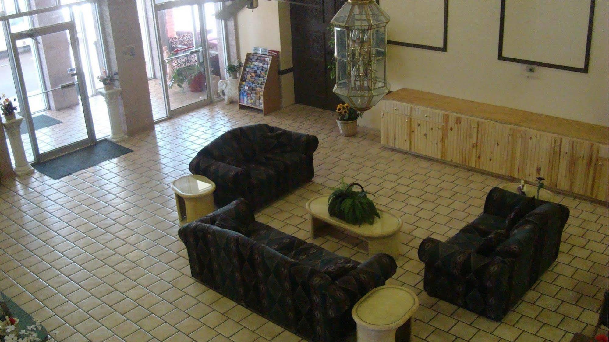Rest Inn - Extended Stay, I-40 Airport, Wedding & Event Center 애머릴로 외부 사진
