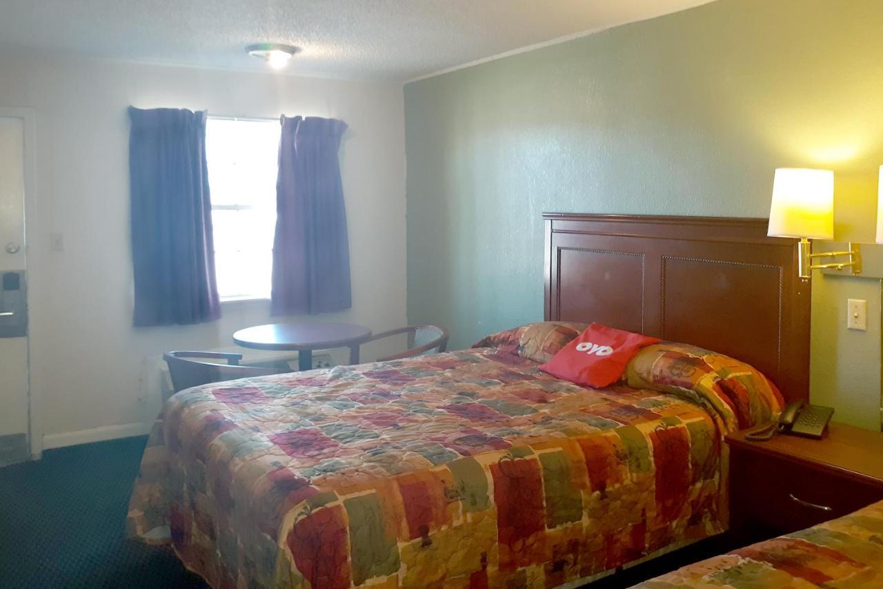 Rest Inn - Extended Stay, I-40 Airport, Wedding & Event Center 애머릴로 외부 사진